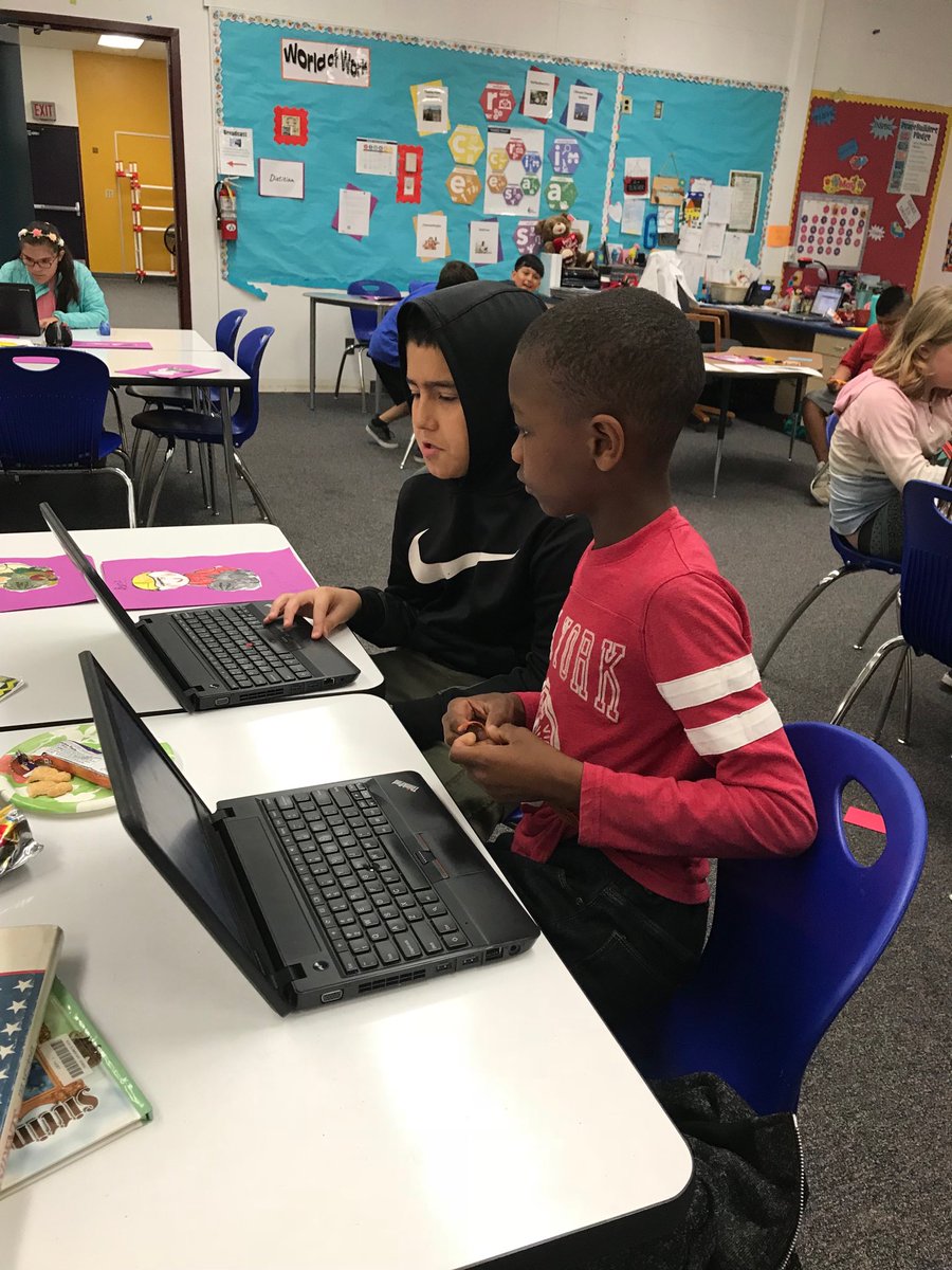 Devineprincipal's tweet photo. After D explained RIASEC to me, he coded his project and gave ideas to his friend who was stuck! #cvwow @EdHidalgoSD #createpassion https://t.co/yp0Et9MV8g