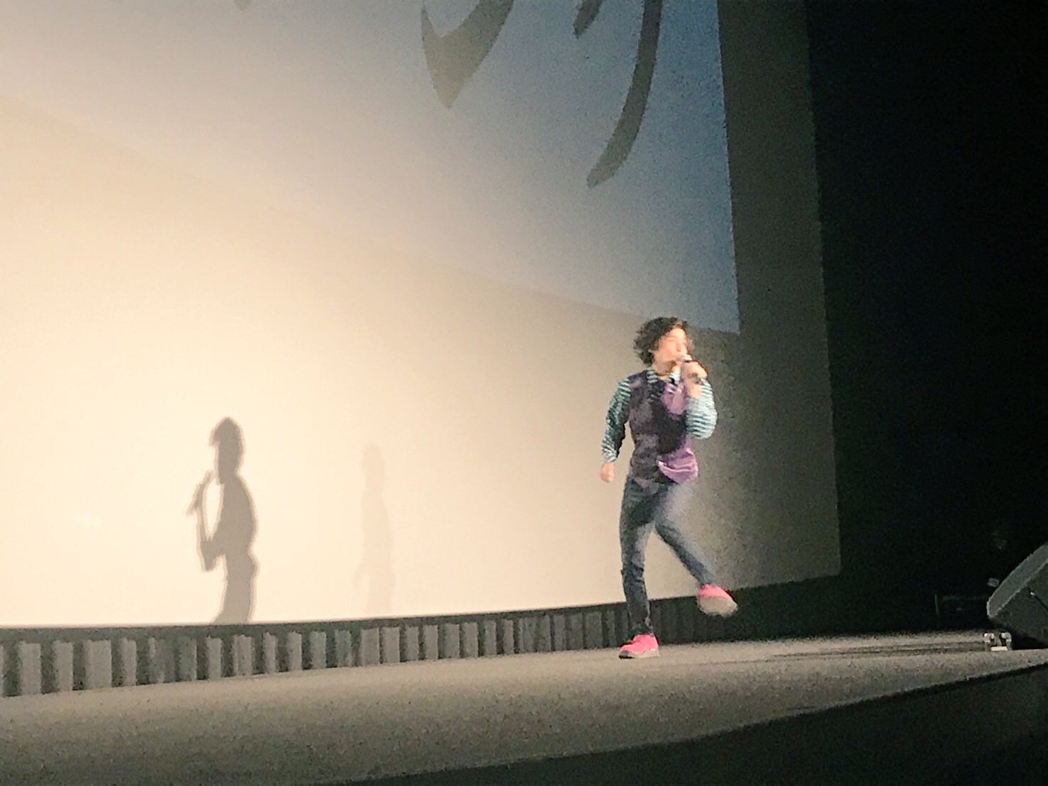 佐伯ユウスケ 弱虫ペダル グローリーレディオ 出張版イベント キャストの皆様とご一緒できて嬉し楽しかったです ダンシング の後のダンシングは想像以上になかなかキツかった 歌唱の写真はダンシングぽいものを選びました 佐伯ユウスケ役 ダンシング