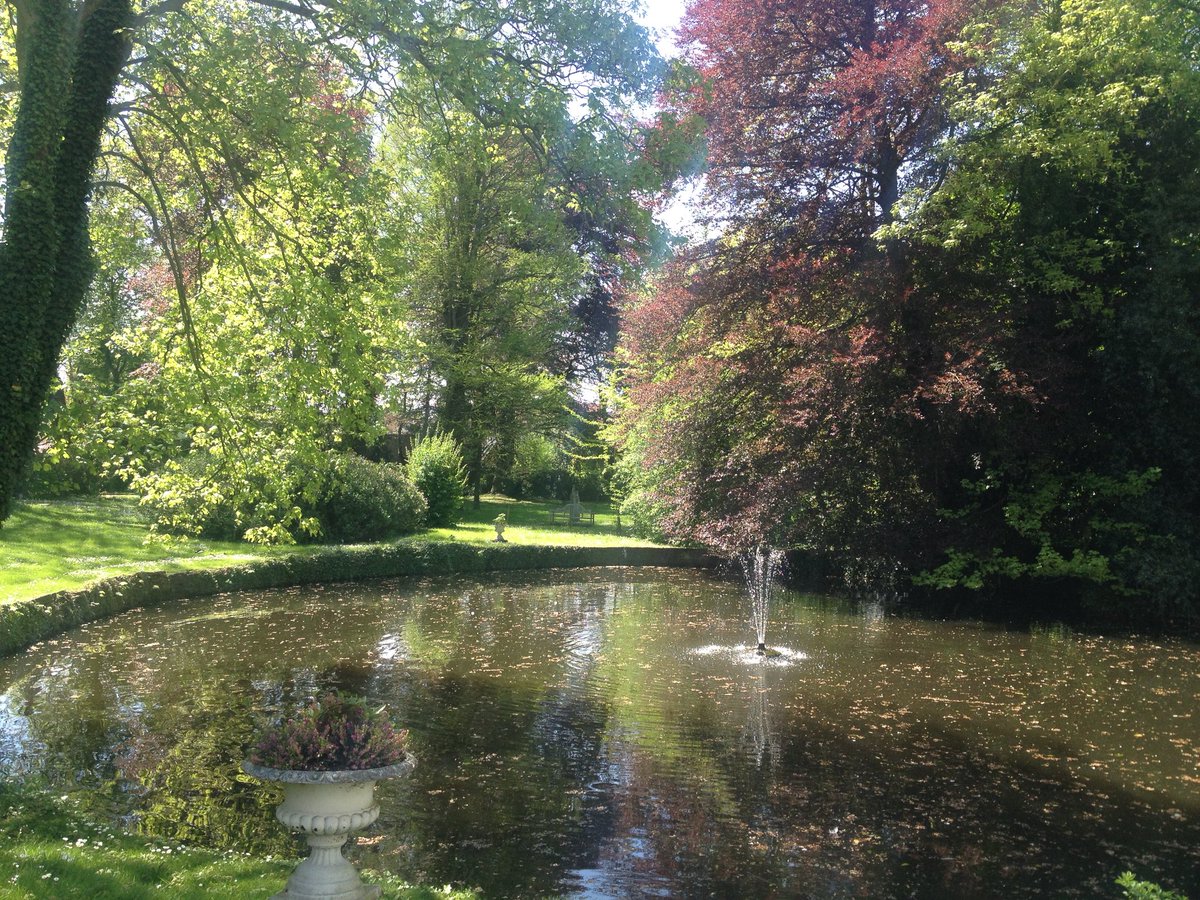 dirkberteyn's tweet image. Centrumtuin rusthuis.Aanleg brandweg.#permavoid.Boomvriendelijke maatregelen gelinck aan vergunning.Adviserende taak.Brugge een vb voor ander steden. Wanneer volgen die?
