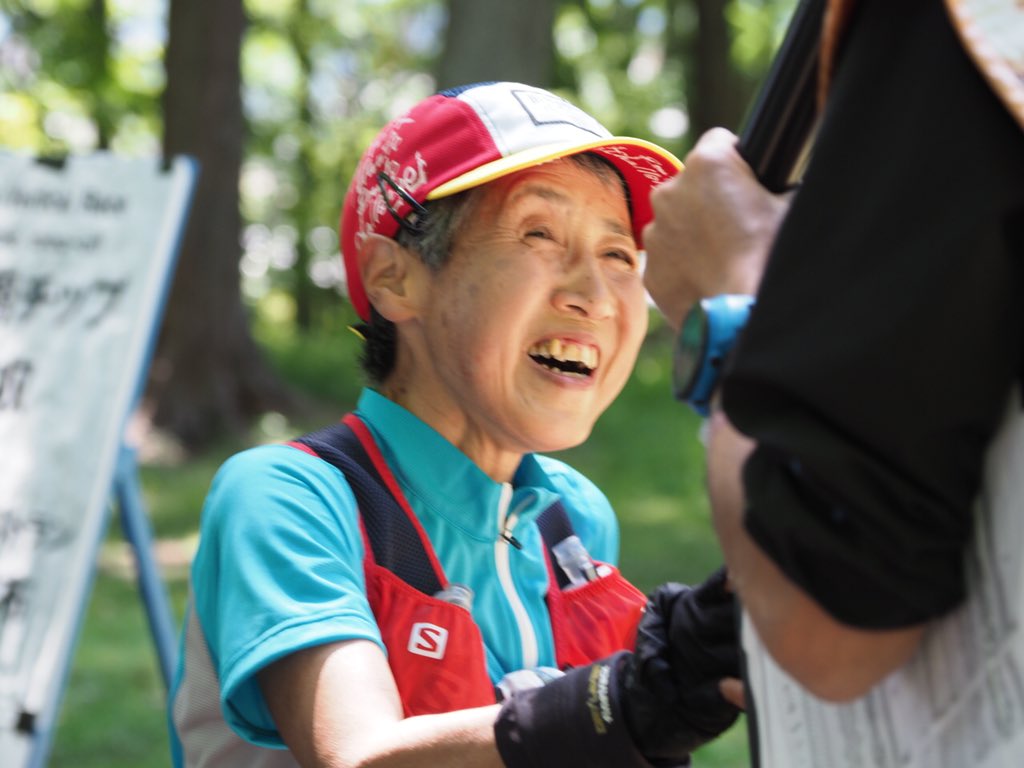 Dogsorcaravan's tweet photo. Our legend, 61 yrs old, Kishiki Suto is the 5th female finisher of female Ueda Skyrace 25k, 5:41 elapsed. 75min back of Takamura. #UedaVK https://t.co/2onj4faUUC