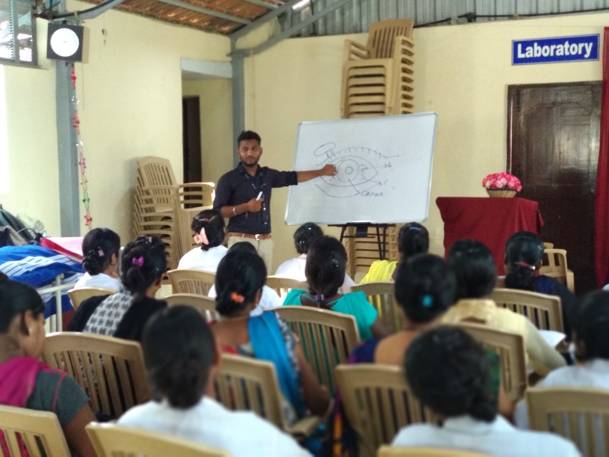 Aloka_VP's tweet photo. Remember Sathya Darshini from Mandya?

In our last camp there, we found a bunch of enthusiastic young minds who showed interest in becoming Aloka Entrepreneurs.
This 3rd &amp; 4th of May, our Optometrists Nagaraj P. and Sreeroop S. are conducting a hands-on training session for them. https://t.co/B8TqX8LCsu