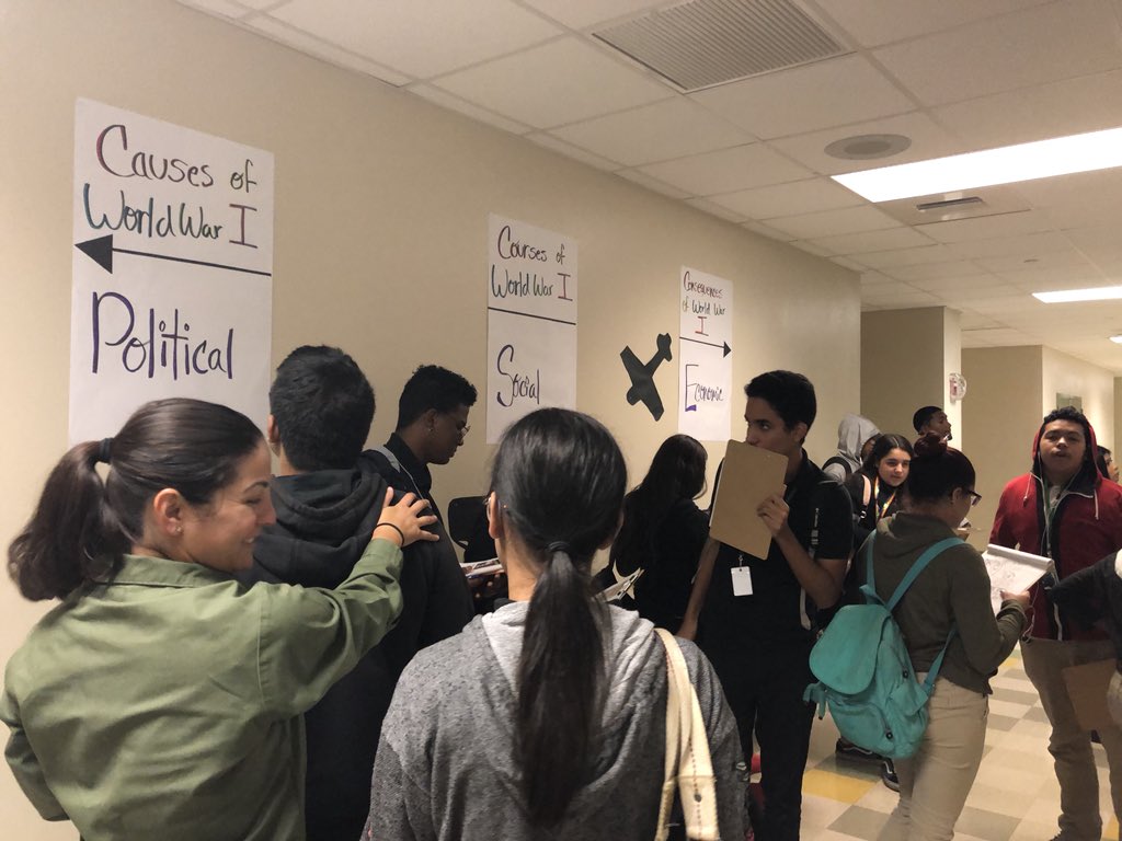 mjg2k19's tweet photo. U.S. History Review Camp was in full effect today! @MJSeniorHigh https://t.co/L6ANM1yHxx