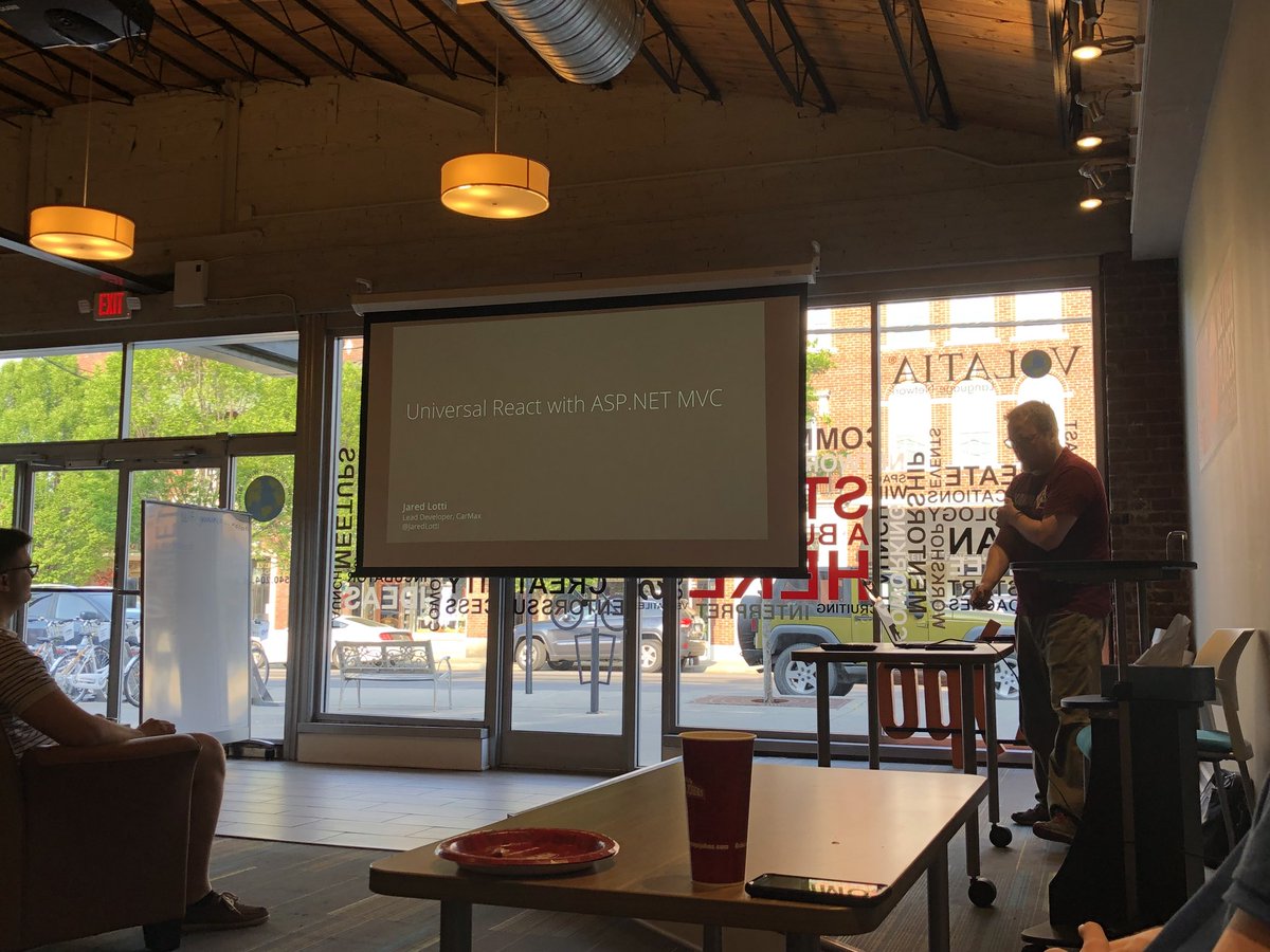 Nice talk on universal <a href="/reactjs/">React</a> components by <a href="/JaredLotti/">Jared Lotti</a> at the <a href="/RVNUG/">RVNUG</a> tonight!