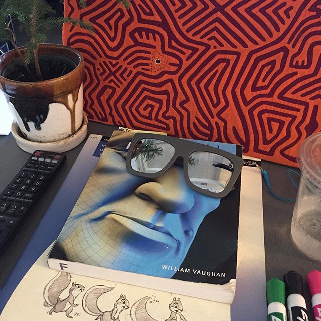 guanoparty's tweet photo. #deskview #deskshot #squirrels n #shades😎 https://t.co/SF7mrOcldW