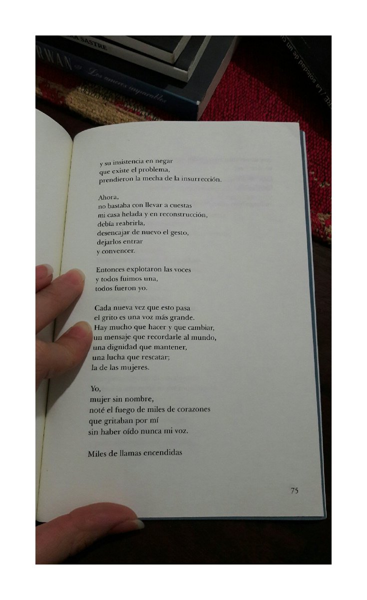 DelfiLoto's tweet photo. #Cuentalo 
Poesía para las valientes ♀💚💜 https://t.co/GHRDWqlqrM