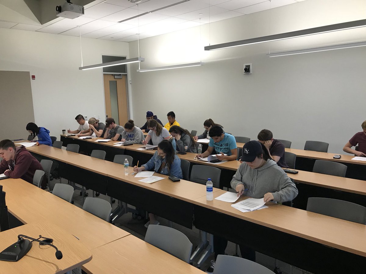 AmirKMiri's tweet photo. Finally #Finals @ #Rowan #University https://t.co/434geWJYoz