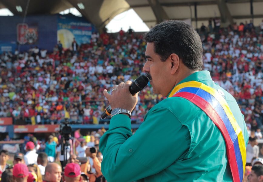 nicmaduroguerra's tweet photo. “La Patria es una sola, Venezuela es el país más hermoso y más cálido en todo el planeta. En tiempos de dificultad tenemos que estar juntos, de la mano ¡Unidos por un país hermoso!” @NicolasMaduro https://t.co/otYRHPytwc