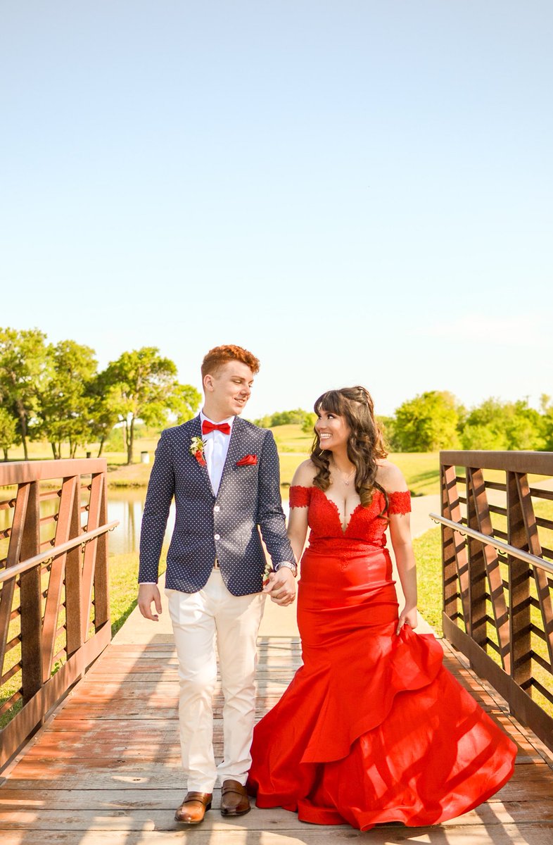 jesus_1497's tweet photo. Damian and Jewel 💎 
DM me for Prom or Senior Pics 📷 https://t.co/x1NWZKbsU8
