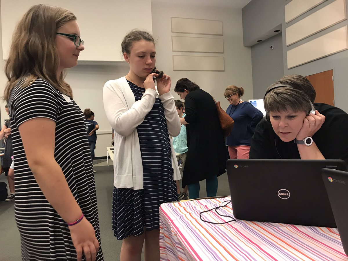 MrsCoach_Levi's tweet photo. Presenting at the Henderson County Technology and Innovation Fair with some of my kiddos! Proud of their hardwork! #ProjectEmpower #WeAreRugby https://t.co/u3gMvYEcp8