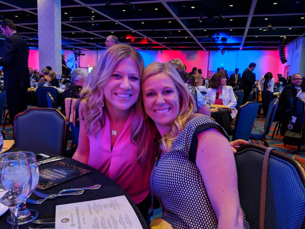 KevinCadden1's tweet photo. Amazing Blue Ribbon teachers. Go William Brooks Bears! https://t.co/7hZzrQ2WNl