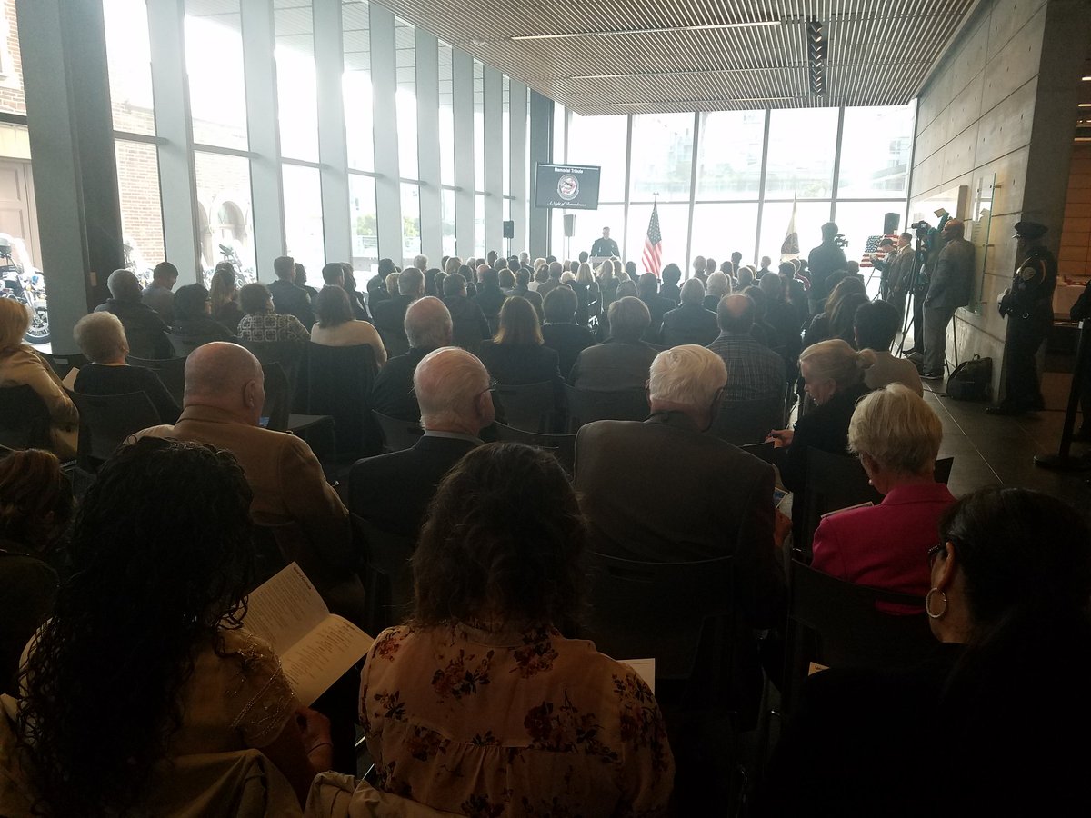 San Francisco Police tweet media