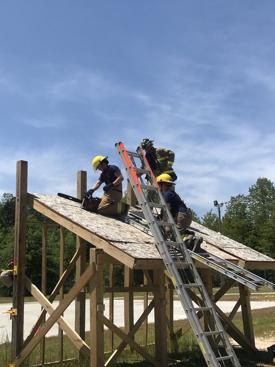 sky_haynie's tweet photo. #LTCfirefighting @LexTechCenter Fire 1 students had a productive and exhausting day today learning many new skills at the Lex-Co Fire Training Center as they prepare for Firefighter 1 Certification Testing later this month. https://t.co/nOVtG71Snr