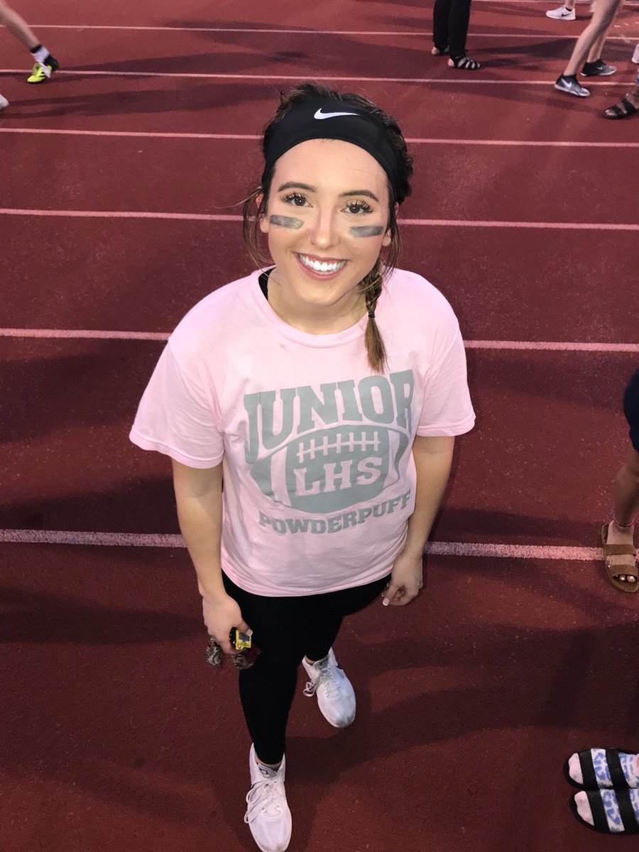 jordonleee's tweet photo. Go B19 or Go Homeπ #powderpuff2k18 https://t.co/8OsNI6XYqO