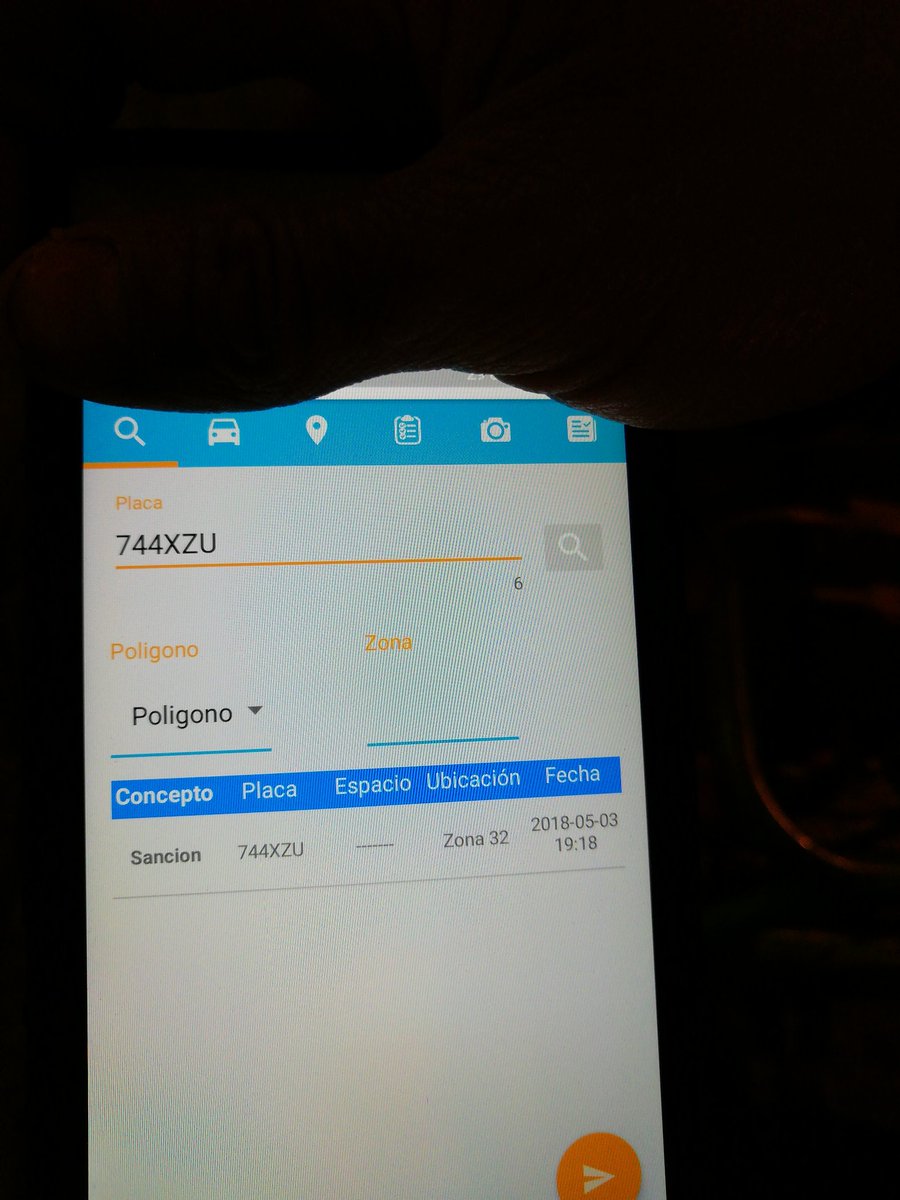 _icortesi_'s tweet photo. ecoparq me inmovilizaron aunque tenía ticket de parquímetro completamente en tiempo, y dicen que de todas formas tengo que pagar para que me quiten la araña, dónde me puedo quejar de este abuso? https://t.co/nYRhwOYt25