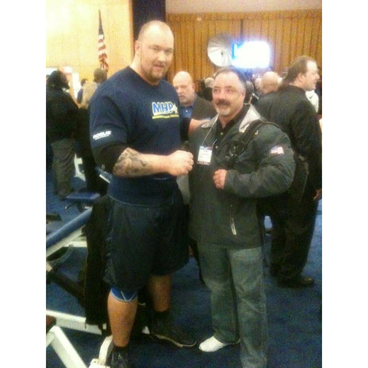 Love this pic
TBT Backstage 2012 Arnold international Strongman finals Julius Bjornsson 
He went on to be in Game of Thrones #gbo #gbopro