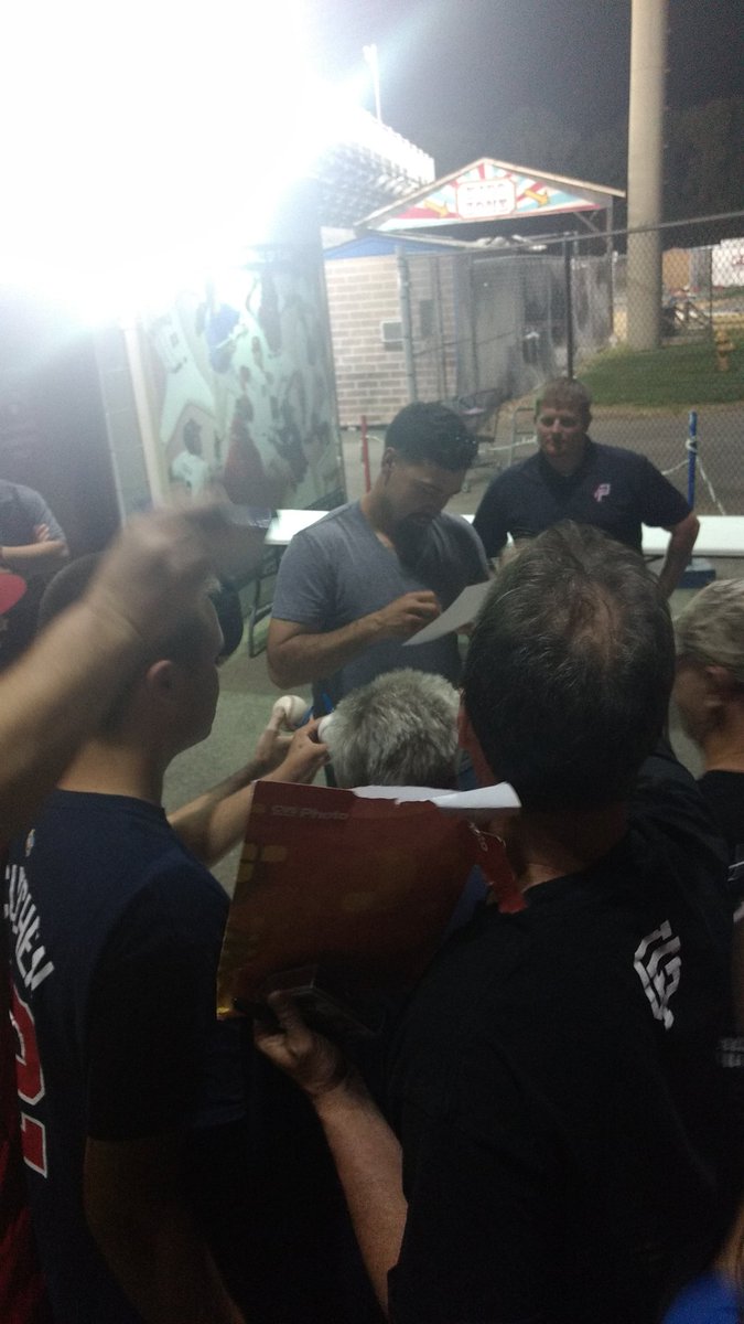 AskShazam's tweet photo. Anthony Rendon literally stood here and signed for every single person who waited after the game. #HeGetsIt @Nationals https://t.co/XJ3EERH4Mh