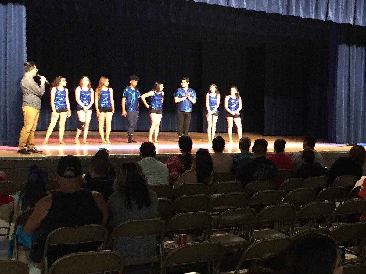 LoboPrincipal's tweet photo. Lobo Dance Recital is a huge success.  Great job Lobo Dance Company. https://t.co/KChg2XUclc