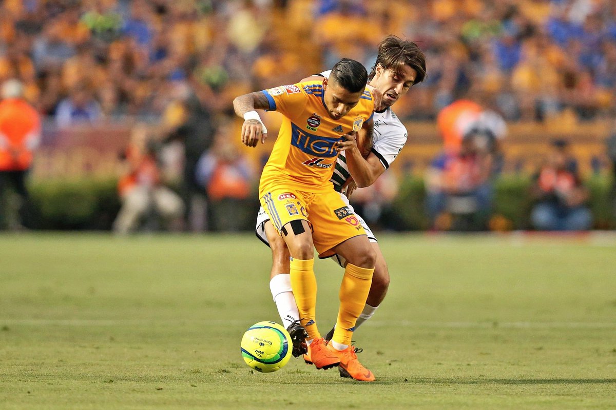 elnorte's tweet photo. Los @TigresOficial dan un paso importante rumbo a las Semifinales al vencer 2-0 al @ClubSantos en la Ida de Cuartos de Final, en el Uni. https://t.co/mfXIMZcxVH