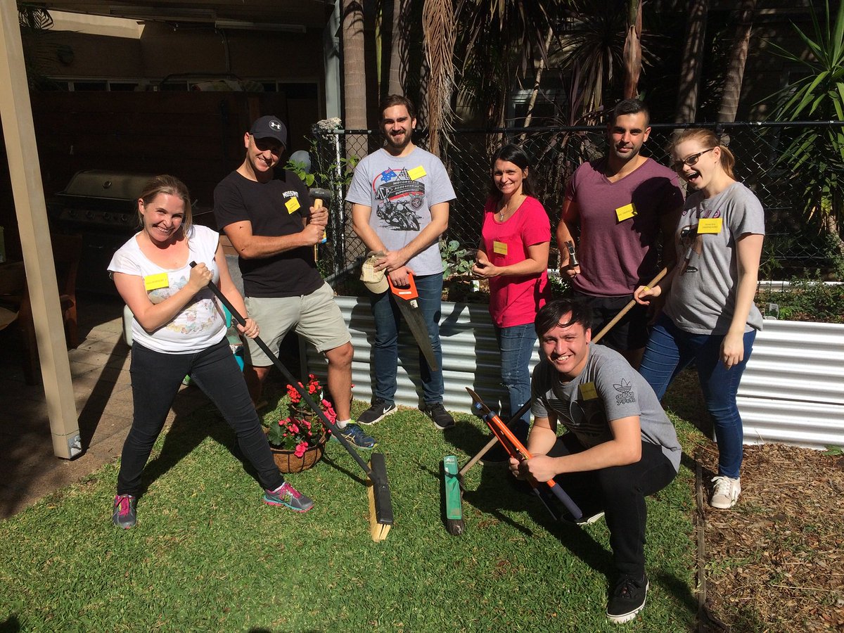 SSHAustralia's tweet photo. Working bee! Sun's out and the wonderful teams from Universal Sony and @seekjobs Australia are working hard at Stepping Stone House!
#caresday2018 #unisphe #theviewinglounge #fullyseek https://t.co/E0xFbKxptD