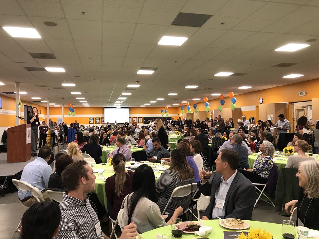 JN_Foundation's tweet photo. Representing Juniper at the “Make Hunger History” Awards event @2ndharvest Cypress Center. So inspiring to be in a room filled with companies committed to ending hunger! #endhunger #makehungerhistory https://t.co/QB7JKUHeoO