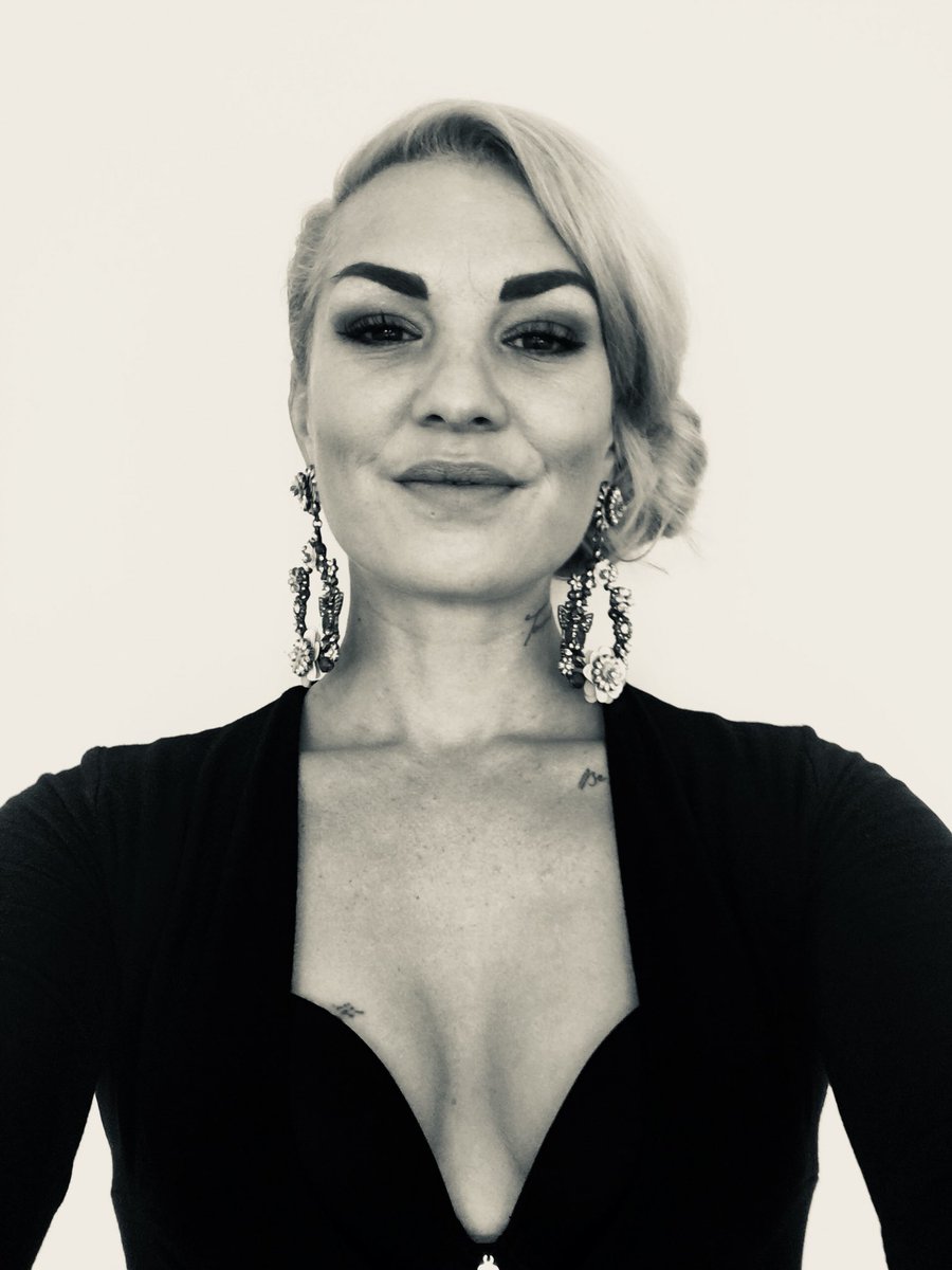 HOLLIE SMITH tweet media