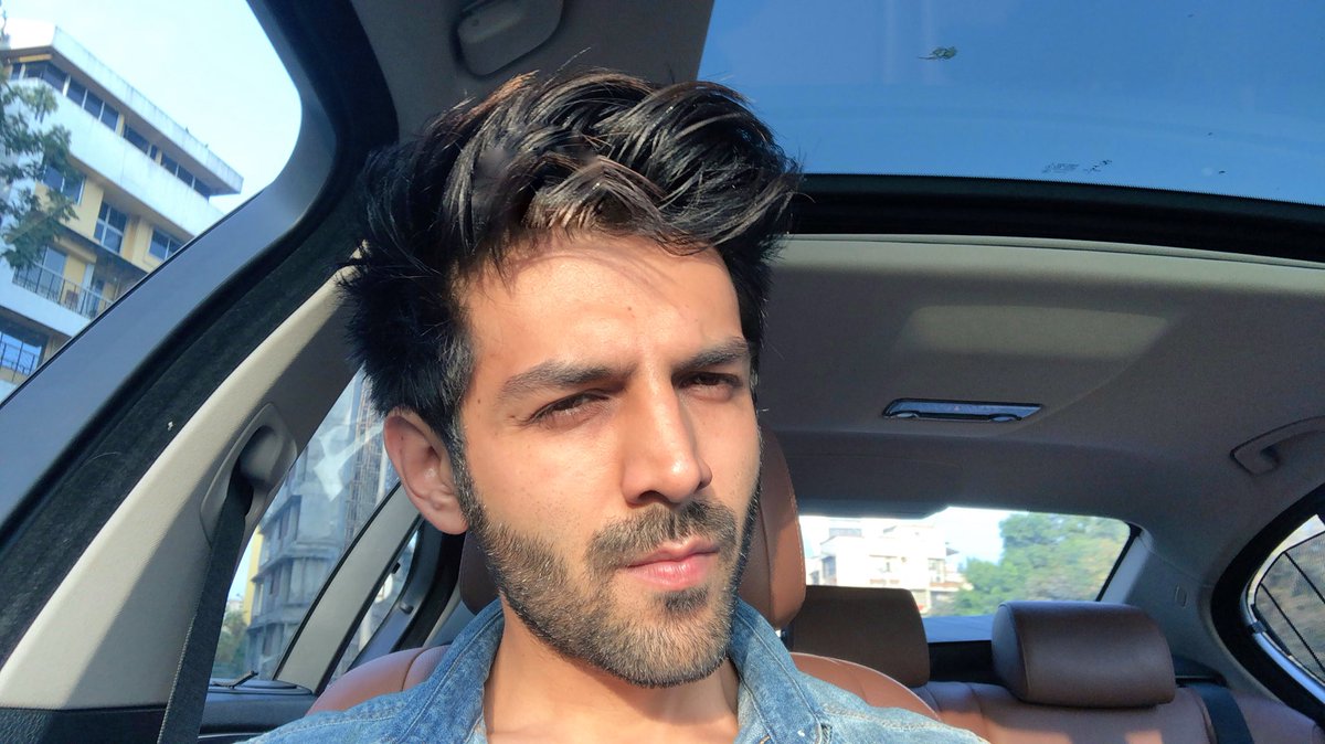 TheAaryanKartik's tweet photo. Kolkata ❤️ https://t.co/l3vGaPKmFI