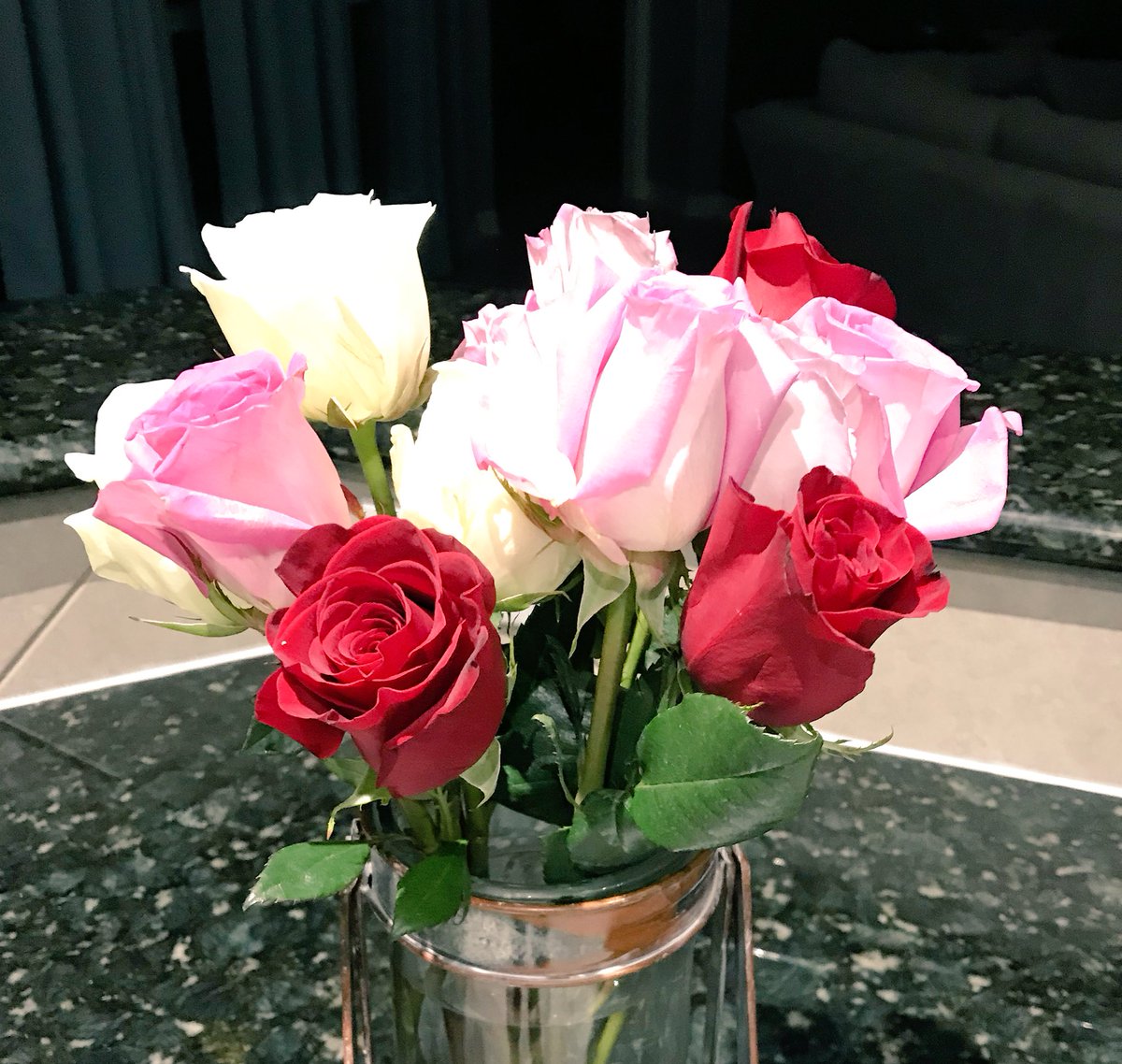 scegatortech's tweet photo. @LilianaV_00 Having you in my life has been a blessing for countless reasons.  Your kindness, honesty, helpfulness and loyalty are admirable.  These flowers were a meaningful gesture that I appreciate greatly.  Thank you being you and letting me in your life! https://t.co/UBMaUzrdy3