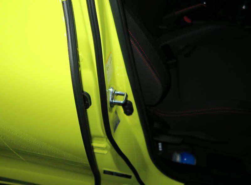 あかぴよ Zc33s Twitterissa スイフトスポーツ静音計画 使った数 エーモン 静音計画シリーズ 1 風切り音防止モール ドア用 ドア2枚分 1 風切り音防止テープ リアハッチ用 2 風切り音防止テープ ドア2枚分 1 ロードノイズ低減マット L 2 ロードノイズ低減マット M 2