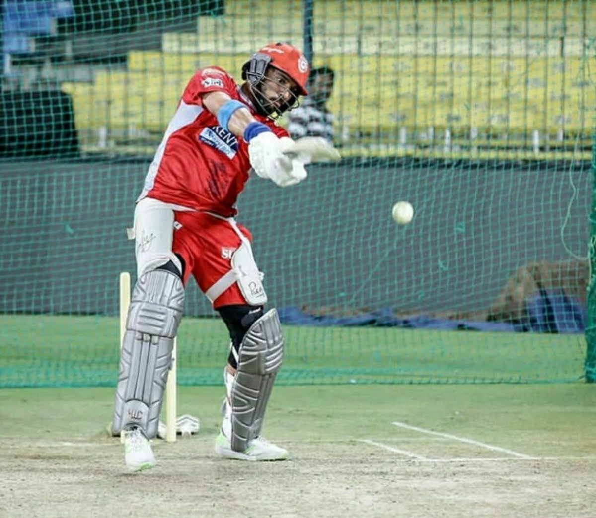 Yuvians12's tweet photo. @YUVSTRONG12
#TheManNeverGiveUp
#GoYuvi
#KeepFighting
#KeepWinning
Keep inspiring millions all over the world
@hazelkeech https://t.co/ewb6sE900C