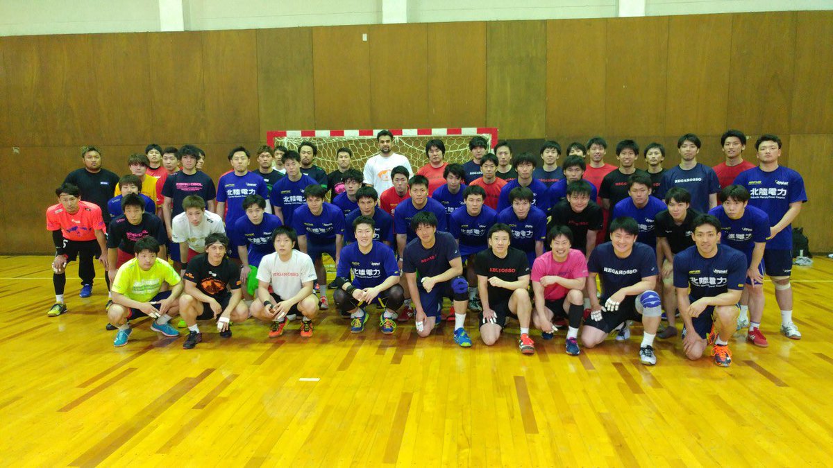 Suzaka_Keisuke7's tweet photo. 今年のGWは大崎電気とトヨタ自動車東日本(1.2.3日)HONDA(4.5日)と試合させてもらってます！！とても充実したGWになってます！あと1日頑張りましょう！ https://t.co/qes1MfU2kZ
