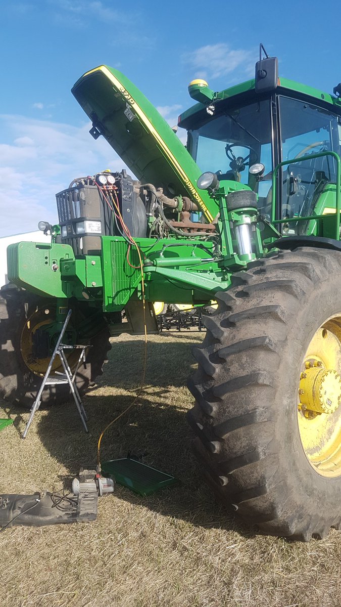 Geoff_Long's tweet image. Terrible spot for an a.c. compressor.

#engineeringfail