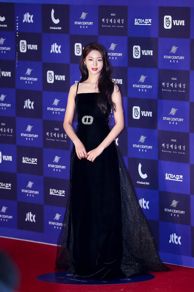 DcUtNJXU8AEHxrQ.jpg:orig