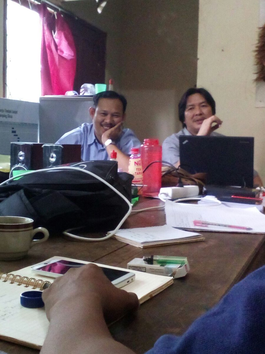 Pengumpulan data IDM Provinsi Sumatera Selatan selesai di 2.852 desa di 200 kecamatan yang dilaksanakan di 14 kab/kota dan telah diserahkan ke Kementerian Desa, PDTT tgl 26 April 2018 di Lombok
terima kasih TPP Sumatera Selatan.
khususnya PLD
#TerimaKasihPLD