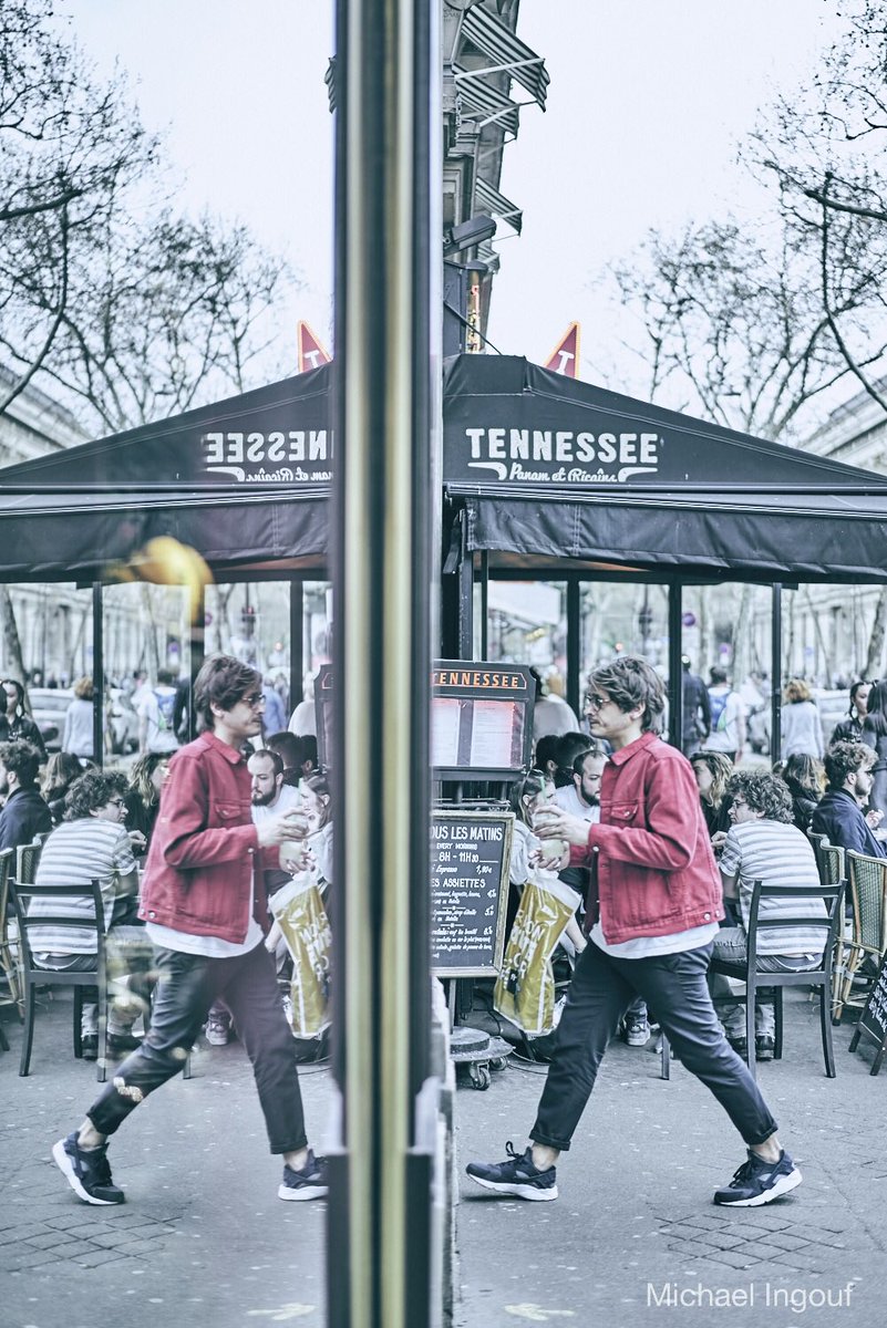 stdartcontrast's tweet photo. #streetreflection #streetphoto #FridayFeeling #MayTheFourth #paris @ParisJeTaime @vivreparis @ParisCartePost @SonyFrance @SecretParis1 @PHOTO_Magazine #Arles2018 #Parisjetaime #photographer #PhotoDeLaSemaine https://t.co/Nhecz3J5JY