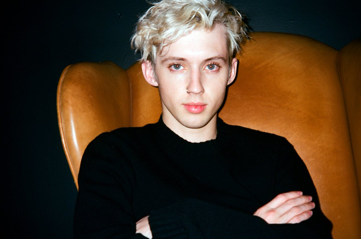 PairsProject's tweet photo. Our Troye Sivan interview is now online : https://t.co/A5huDwHTBY #troyesivan https://t.co/RiWlldA8w6