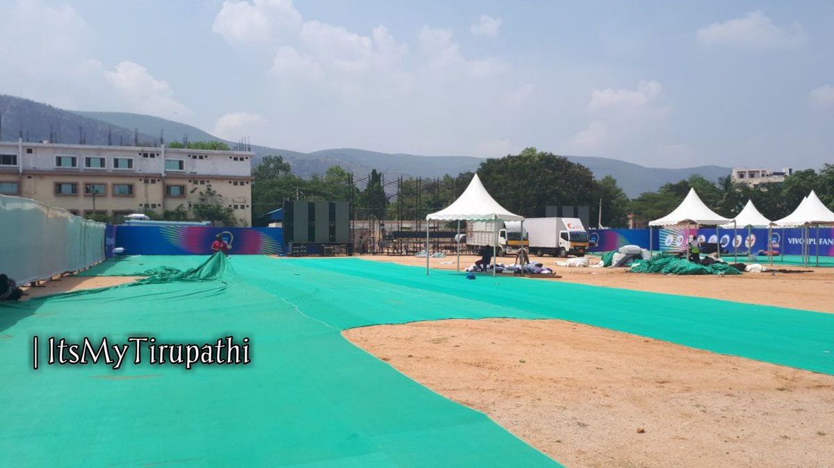 Itsmytirupati's tweet photo. #IpLFantasyLeague #IPLFanparks #IPL2018 #tirupati #tirumala Setting Up🙏😍👍 https://t.co/swqyn9xAsd