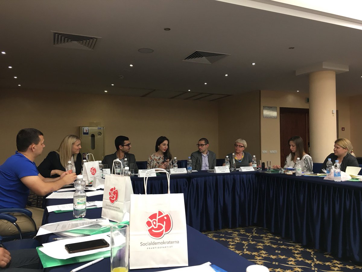 llyubenovalora's tweet photo. @IUSY_Global Black Sea Cooperation Leadership is discussing Peace Building&amp;Conflicts Transformation in Kiev https://t.co/XJ3uqBSK36