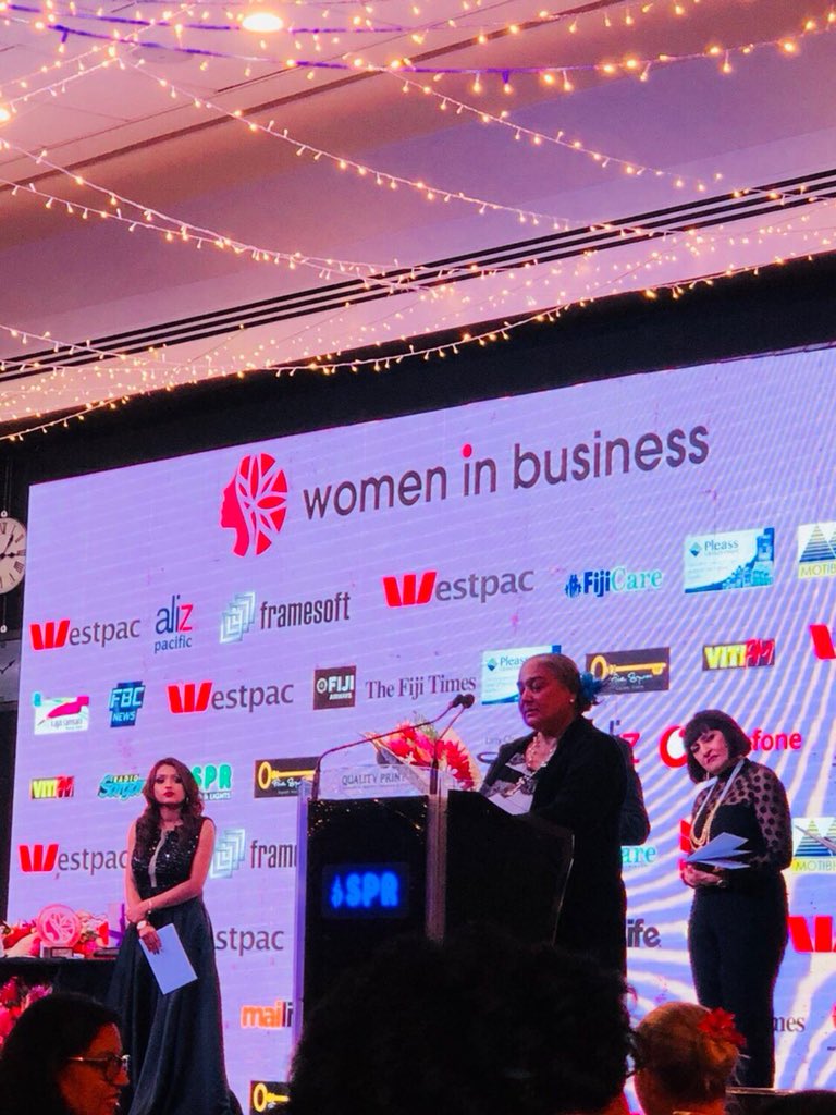 Berlitta Bonny tweet media