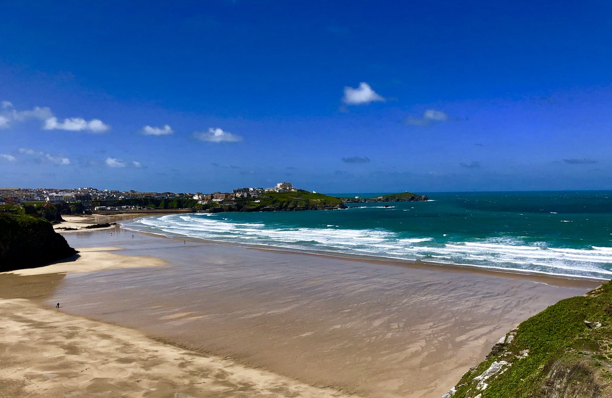 fabrictorquay's tweet image. @ILoveCornwallUK @HeadlandHotel @iwalkc @cornwall4dogs @CLiving2018 #Cornwall #cornishscenes @Love_Newquay #surf #surfing #beach #Newquay