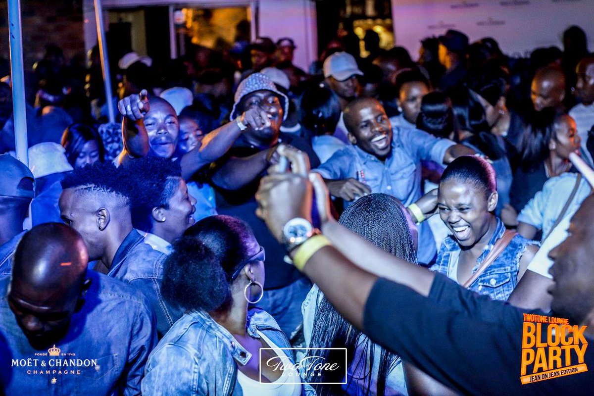 Stabito_DJ's tweet photo. #BlockParty2018 #TwoToneLounge #LowBeatMedia #JeanToJean #CoolestPartyOnTheBlock 

Tickets [limited] going on sale soooon!! https://t.co/Ac9uKfeHdD