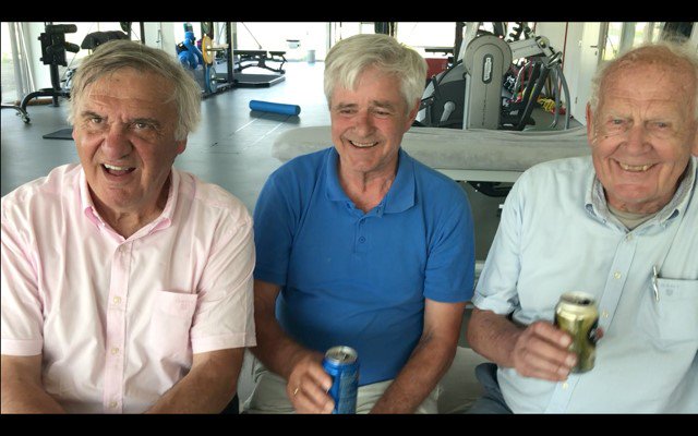 Wist je dat Kampong Hockey precies 50 JAAR geleden, in 1968, voor de allereerste keer de landstitel bemachtigde? De mannen van weleer weten er nog alles van: youtube.com/watch?v=yCdXcv… #kampioenen  #blauwhart