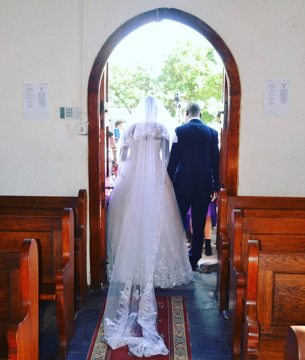 Rawpagestudio's tweet photo. S'fikile, sambona; bamtshatisa; samthatha. Uhambile... Ukwa Mpinga sthetha nje. #PastWeekend #FamilyExtensions #ThePerfectWedding photography by: @rawpagemedia Location: Beaufort West.
.
.
#DigitalSpaces
#IntegratedMarketing
#DesignAgency
#WeWork #Photography
#May_Friday_Spirits https://t.co/7KJc4RIoIZ
