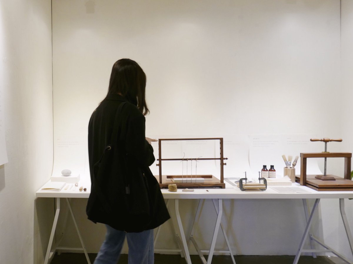 BindSomething's tweet image. -
바인드썸띵의 전시를 찾아주신 분께 감사드립니다 :) -
4.26 ~ 5.12 |  b-platform gallery
#bindsomething #책과도구전 #bplatform