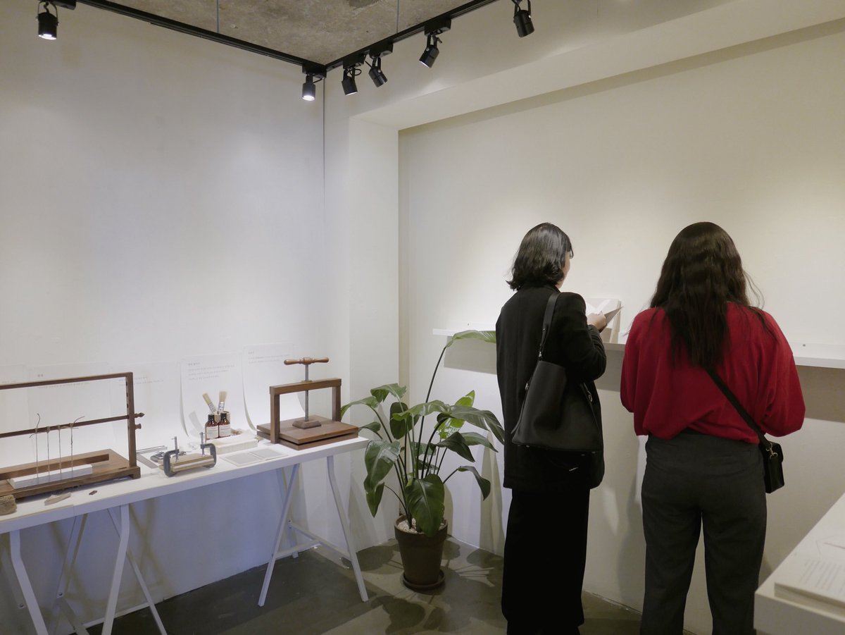 BindSomething's tweet image. -
바인드썸띵의 전시를 찾아주신 분께 감사드립니다 :) -
4.26 ~ 5.12 |  b-platform gallery
#bindsomething #책과도구전 #bplatform