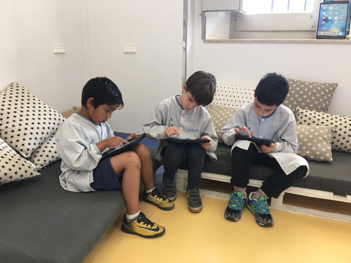 FEDACVic's tweet image. Aprenem jugant #ambients #cicle inicial# passióxeducar #avuixdemà #lamevaescolaés🔝