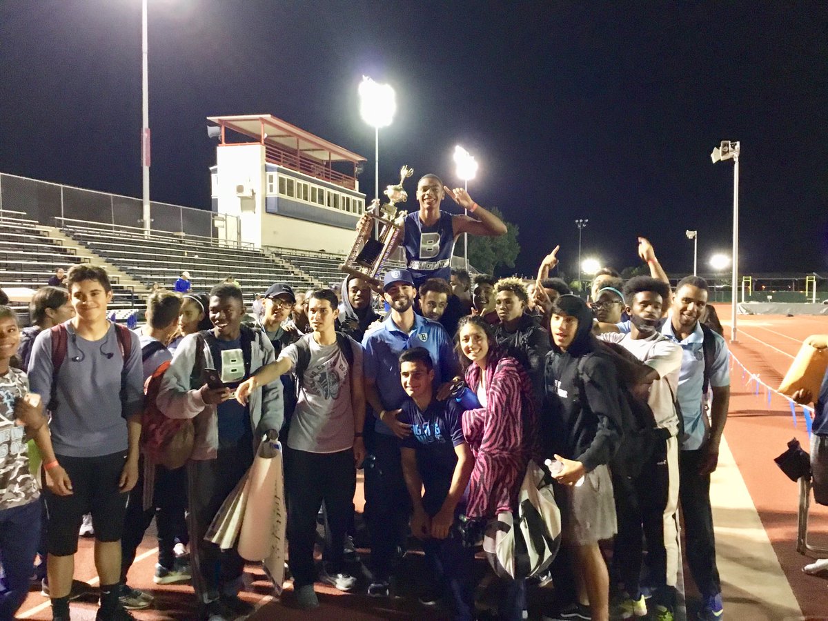 BullardTrack's tweet photo. Bullard Boys Track &amp; Field are the 2018 CMAC Champs! 🏆🏃‍♂️💨 https://t.co/tOjAZwM6NX