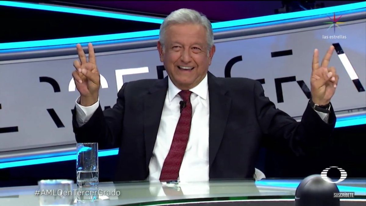 ivan_jsi's tweet photo. Con mucho respeto, inteligencia emocional, pero sobre todo Paz, bien librado @lopezobrador_ #AMLOenTercerGrado https://t.co/C5lVuv0KkZ