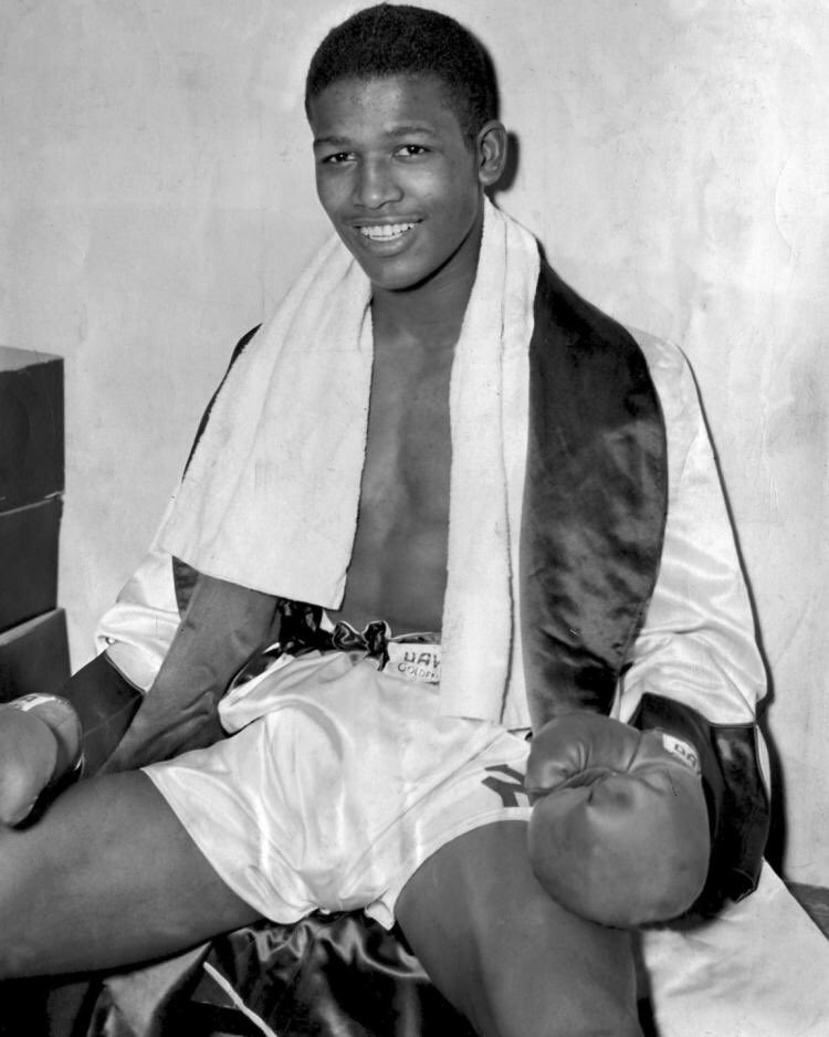 LennoxLewis's tweet photo. Happy Birthday to the best to ever do it! #SugarRayRobinson https://t.co/5bSZV7pf8J
