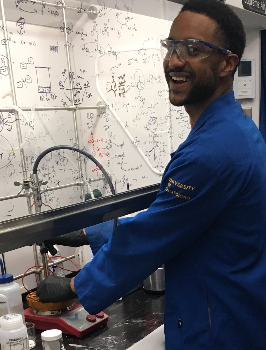 baxterlabchem's tweet photo. Check out Jordan using the #ReactIR by @mettlertoledo! https://t.co/0514648DUc