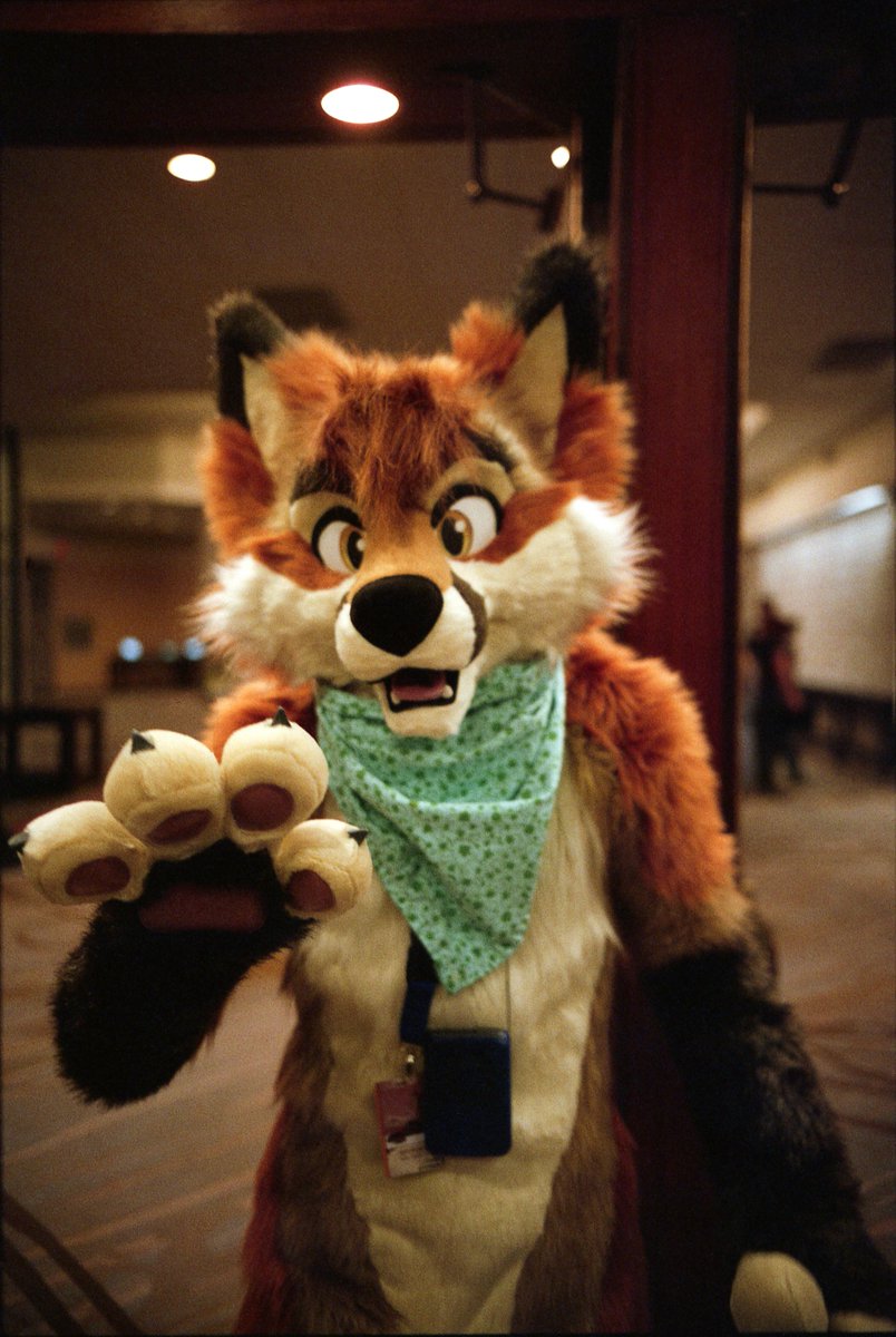 alexcheetah's tweet photo. Finally got around to editing my scans of @LaptopGun and @MapleFoxeh at #fe2016 https://t.co/gYUhG3Ecva